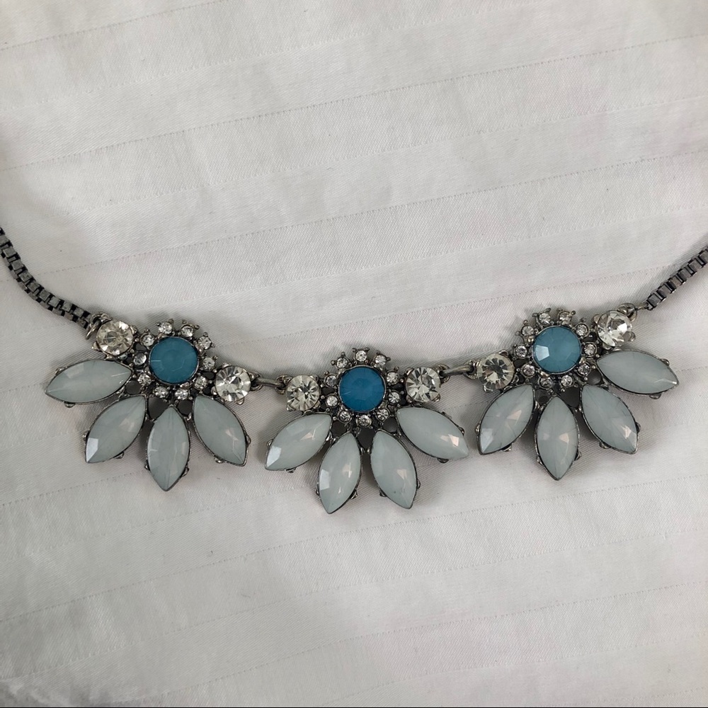 New York & Company Statement Flower Necklace